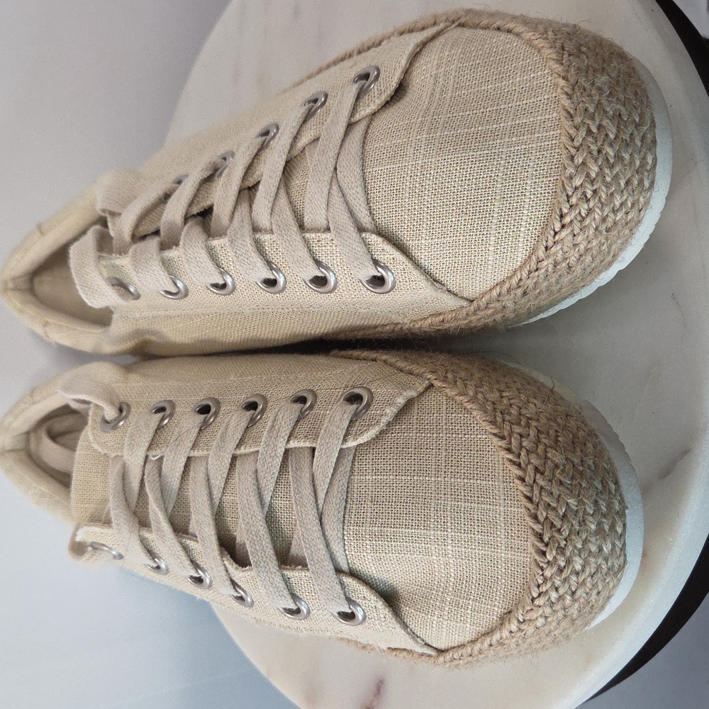 Soda Cream Espadrille Sneakers Size 9 - Picture 2 of 6